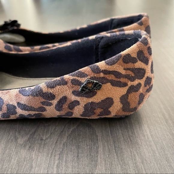 Fergalicious cheetah leopard animal print ballet flat shoes size 6.5 M - Picture 10 of 12